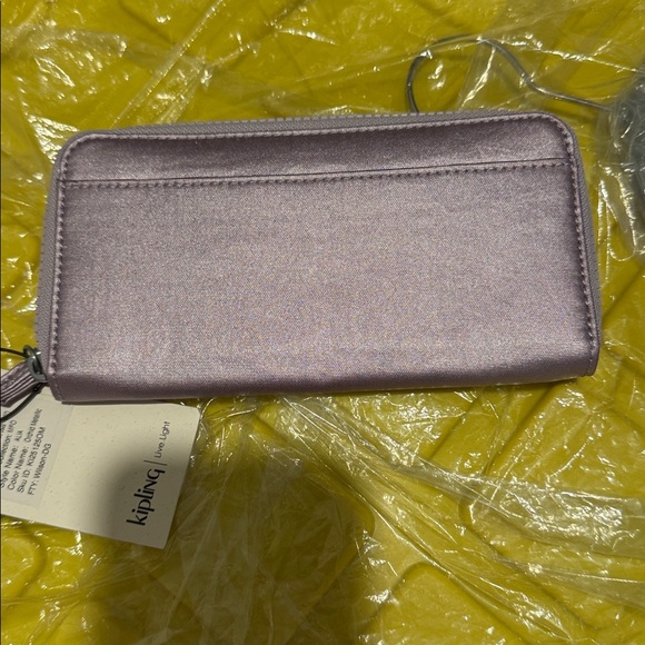 Kipling Alia pink Wallet with Wrist Strap - Picture 2 of 3